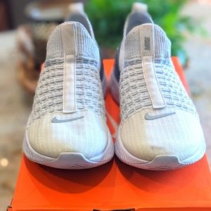Nike React Phantom Run 2